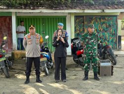 Dukung Progam Presiden Prabowo, Polri – TNI dan Pemkab Way Kanan Gelar Kurve Bersihkan Lingkungan di Pasar Km. 02*