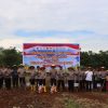 POLRES BENGKULU UTARA DUKUNG KETAHANAN PANGAN, KAPOLRES PIMPIN TANAM JAGUNG KUARTAL II TAHUN 2026